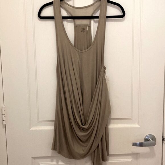 9/15 NWT Exclusively at Saks Fifth Avenue Tunic Top/Coverup in khaki. Size Small - Picture 1 of 9